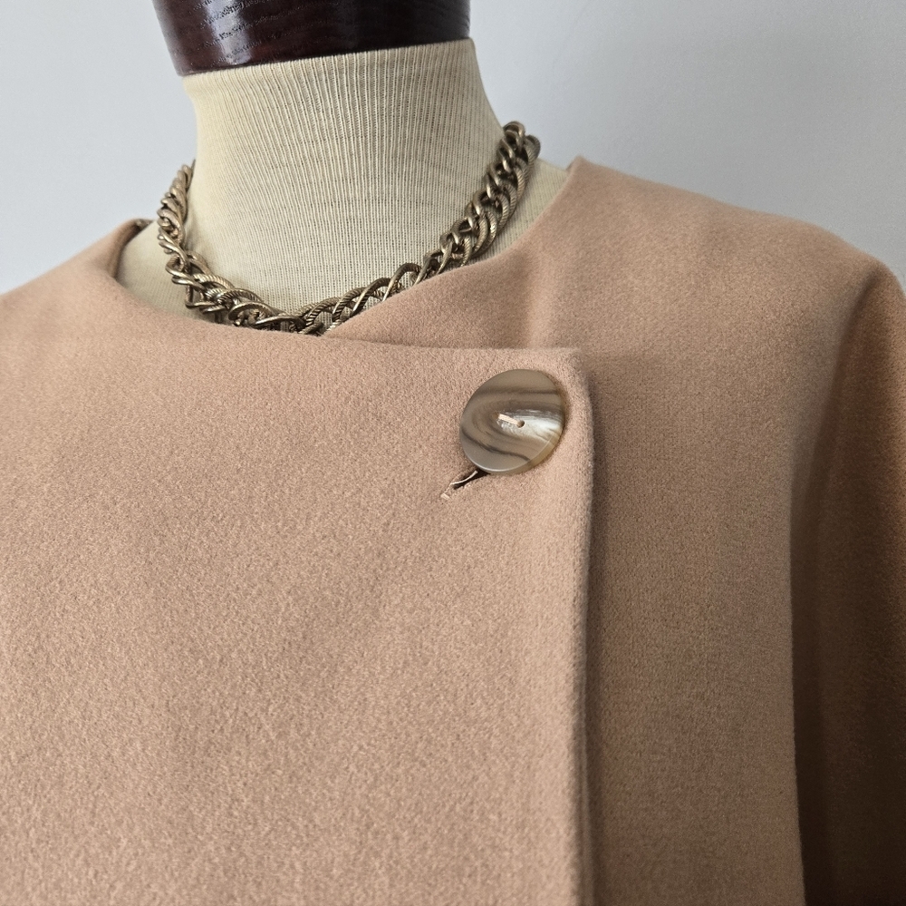 Suzanne Betro Camel Draped Long Lightweight Coat. Size 1X - Picture 3 of 13